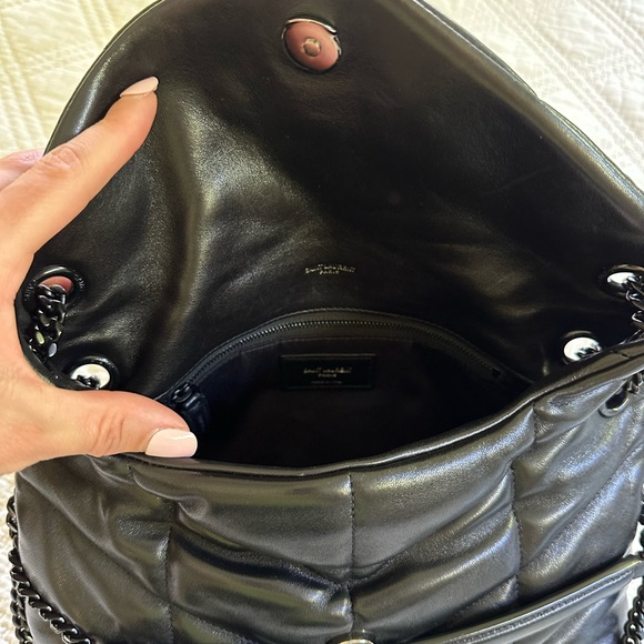 Saint Laurent lambskin small loulou puffer - Picture 11 of 13